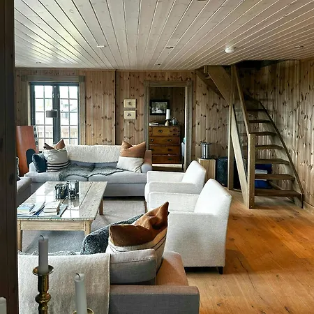 Log With Views Of Jotunheimen *